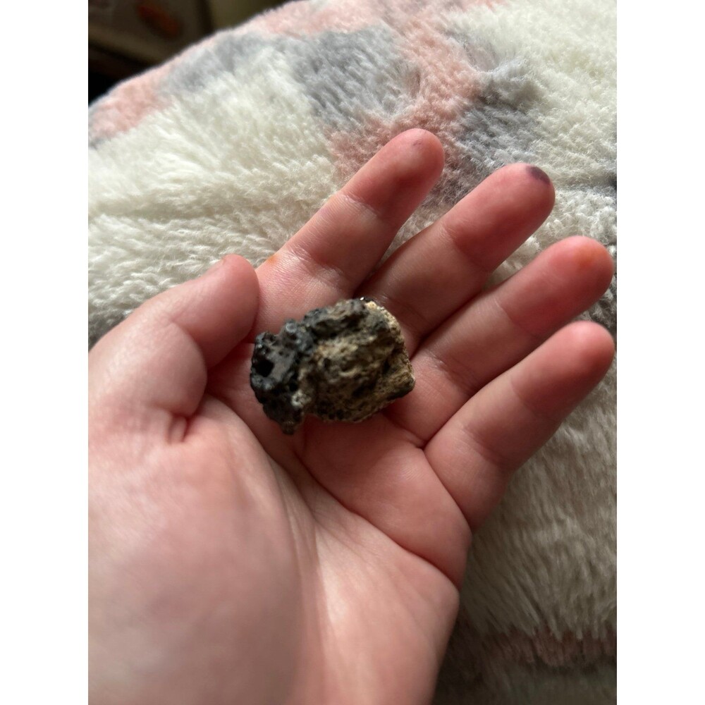 Scoria Rock specimen, 8.8 grams